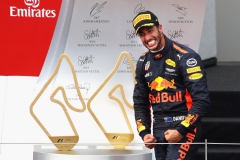 SPIELBERG, AUSTRIA - JULY 09: Daniel Ricciardo of Australia and Red Bull Racing celebrates finishing in third place on the podium during the Formula One Grand Prix of Austria at Red Bull Ring on July 9, 2017 in Spielberg, Austria. (Photo by Clive Mason/Getty Images) // Getty Images / Red Bull Content Pool // P-20170709-04034 // Usage for editorial use only // Please go to www.redbullcontentpool.com for further information. //