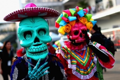 MEXICO CITY, MEXICO - OCTOBER 26: Day of the Dead dancers entertain in the Paddock during previews to the Formula One Grand Prix of Mexico at Autodromo Hermanos Rodriguez on October 26, 2017 in Mexico City, Mexico. (Photo by Clive Rose/Getty Images) // Getty Images / Red Bull Content Pool // P-20171027-01226 // Usage for editorial use only // Please go to www.redbullcontentpool.com for further information. //